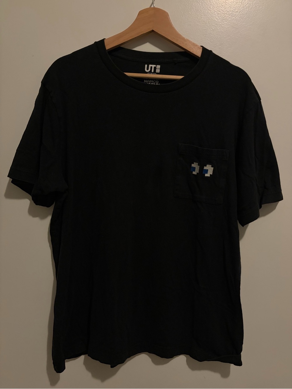 Uniqlo Namco Museum T-Shirt - Pac Man Ghost Pixel Eyes - Large